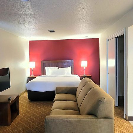 Value Suites Extended Stay - St Louis Мэриленд-Хайтс Экстерьер фото
