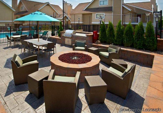 Value Suites Extended Stay - St Louis Мэриленд-Хайтс Экстерьер фото