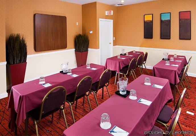 Value Suites Extended Stay - St Louis Мэриленд-Хайтс Экстерьер фото
