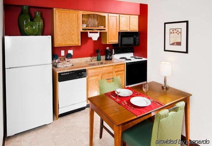 Value Suites Extended Stay - St Louis Мэриленд-Хайтс Экстерьер фото