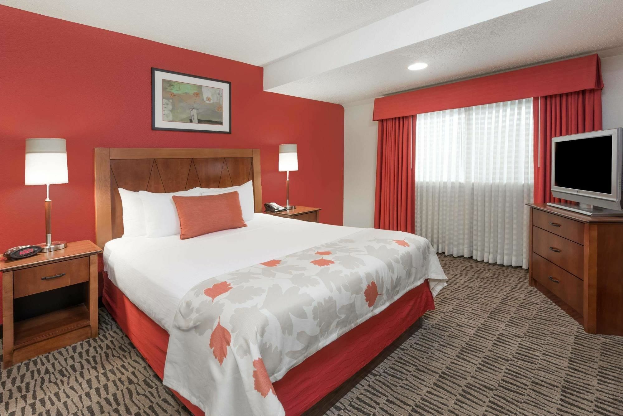 Value Suites Extended Stay - St Louis Мэриленд-Хайтс Экстерьер фото